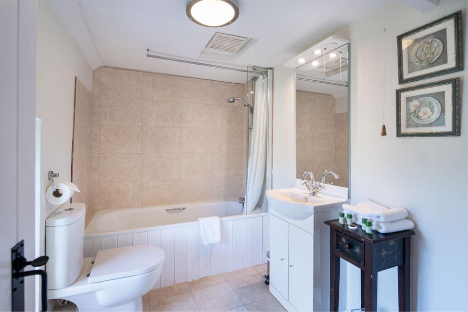 Y Ffermdy Farmhouse Apartment in Penbryn
