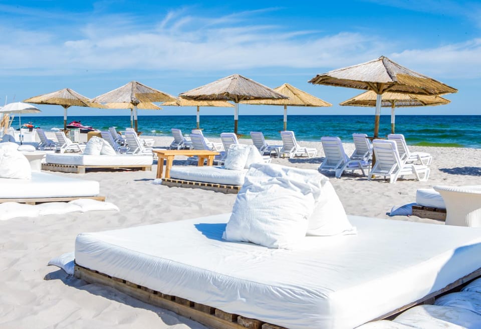 Day, Activities, Summer, Beach, On site, Sea view, Meals, Continental breakfast, Lunch, Dinner, Drinks, Alcoholic drinks, Non alcoholic drinks