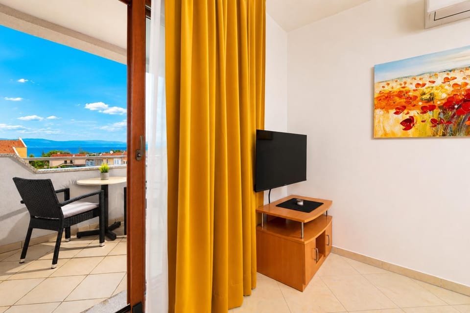 Balcony/Terrace, Living room