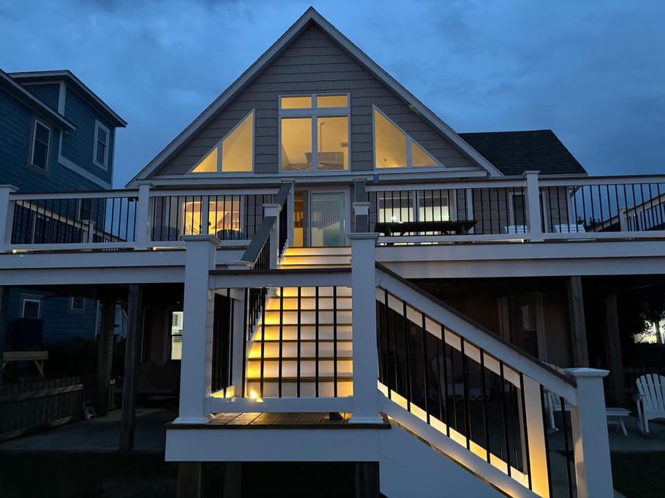 CH1605- Sound Wave House in North Carolina