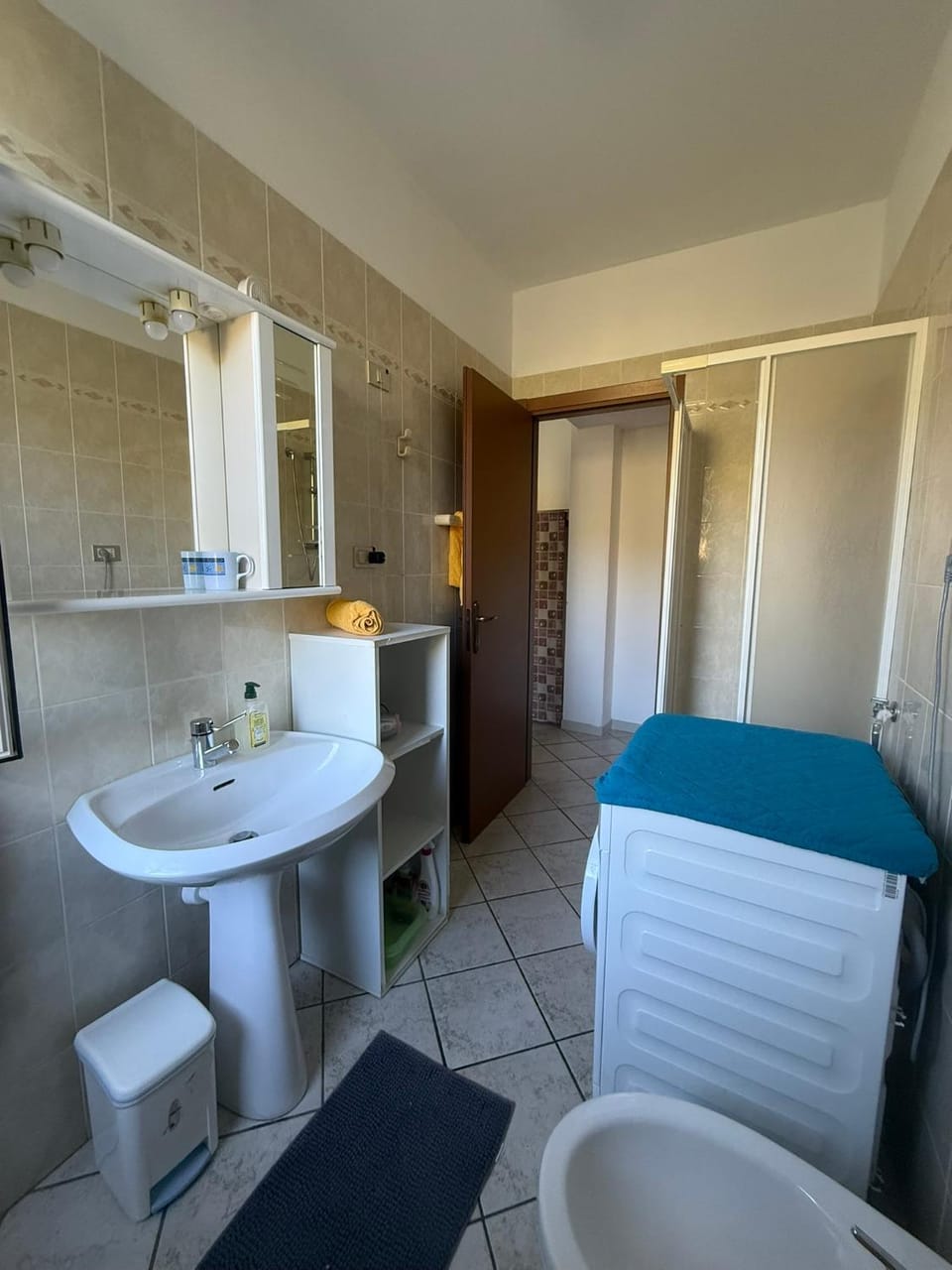 Shower, Bathroom
