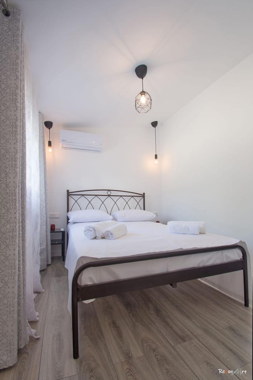 Bed, Photo of the whole room, Bedroom, towels, air conditioner