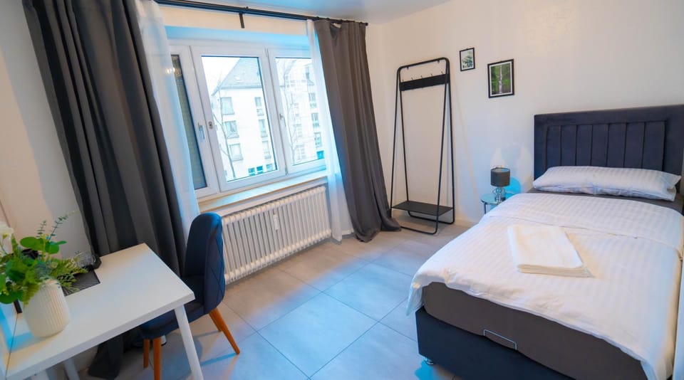Bed, Photo of the whole room, Bedroom