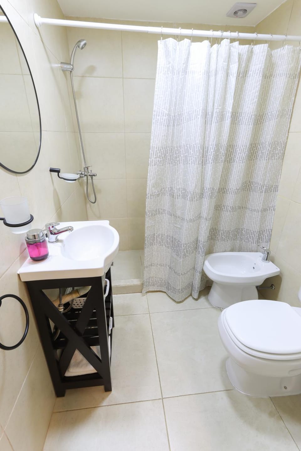 Shower, Bathroom, bidet, towels