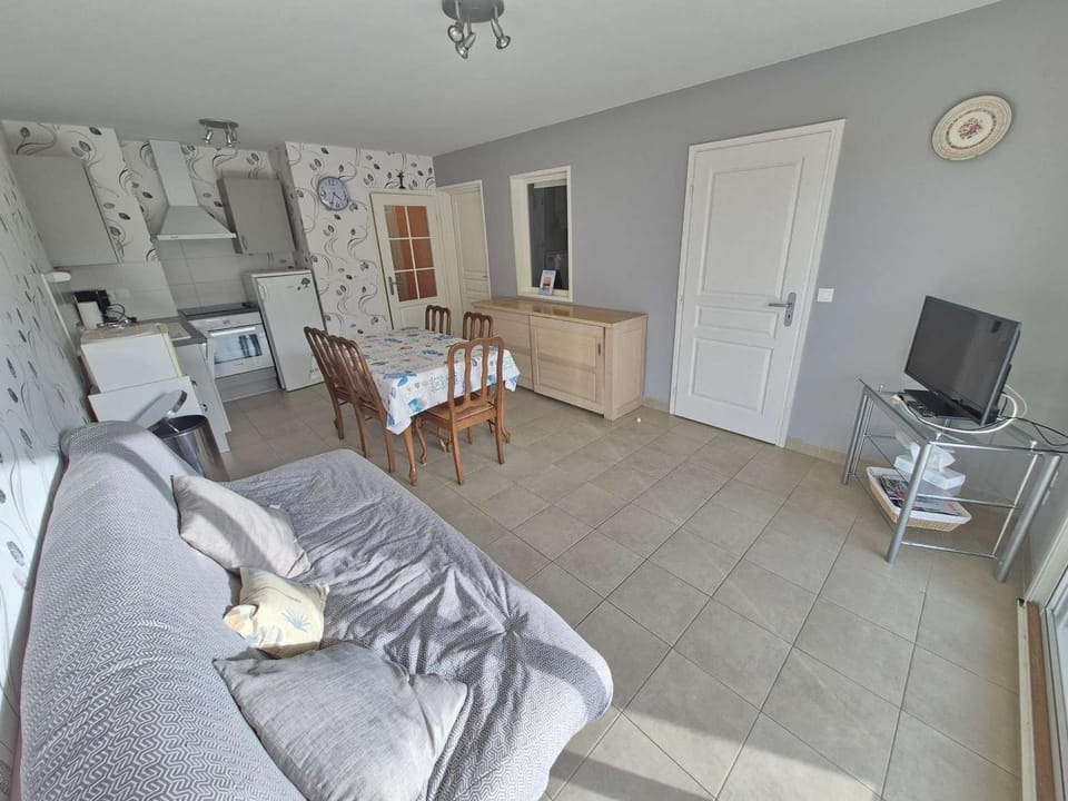 Appartement RDC avec Terrasse, 2 Chambres, Parking Privé et Animaux Admis - Berck - FR-1-674-32 Apartment in Berck