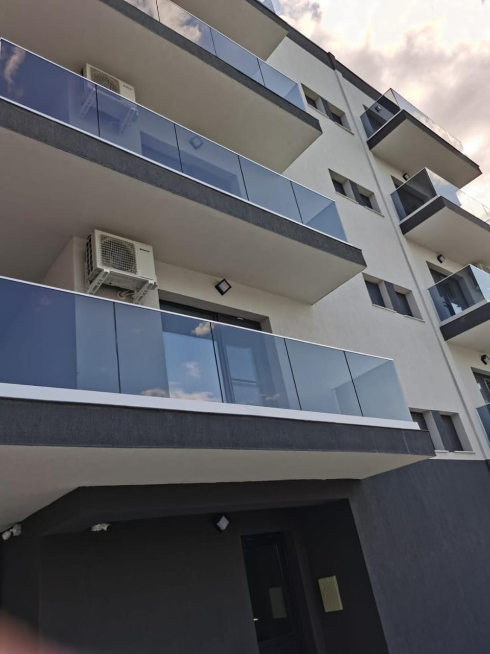 Property building, Balcony/Terrace