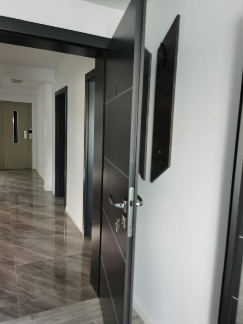 Communal lounge/ TV room, Lobby or reception