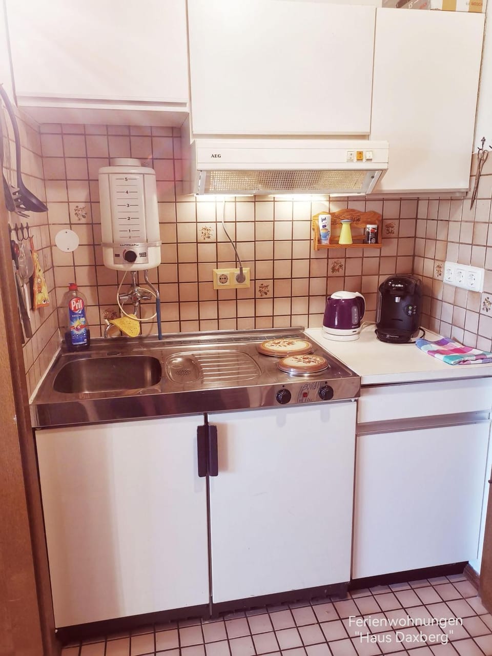 Haus-Daxberg-idyllisch-gelegen-im-Bayerischen-Wald-Ferienwohnung-mit-Zimmer-Kueche-Bad Apartment in Bavaria
