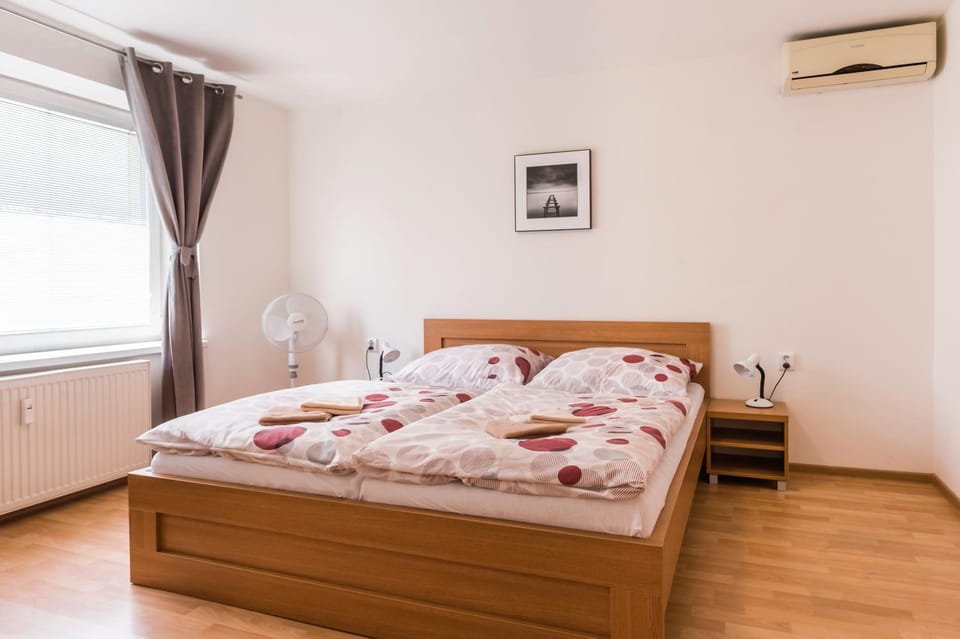 TV and multimedia, Bedroom