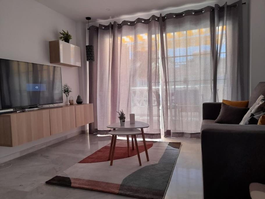 Encantador apartamento residencial con piscina Apartment in Torremolinos