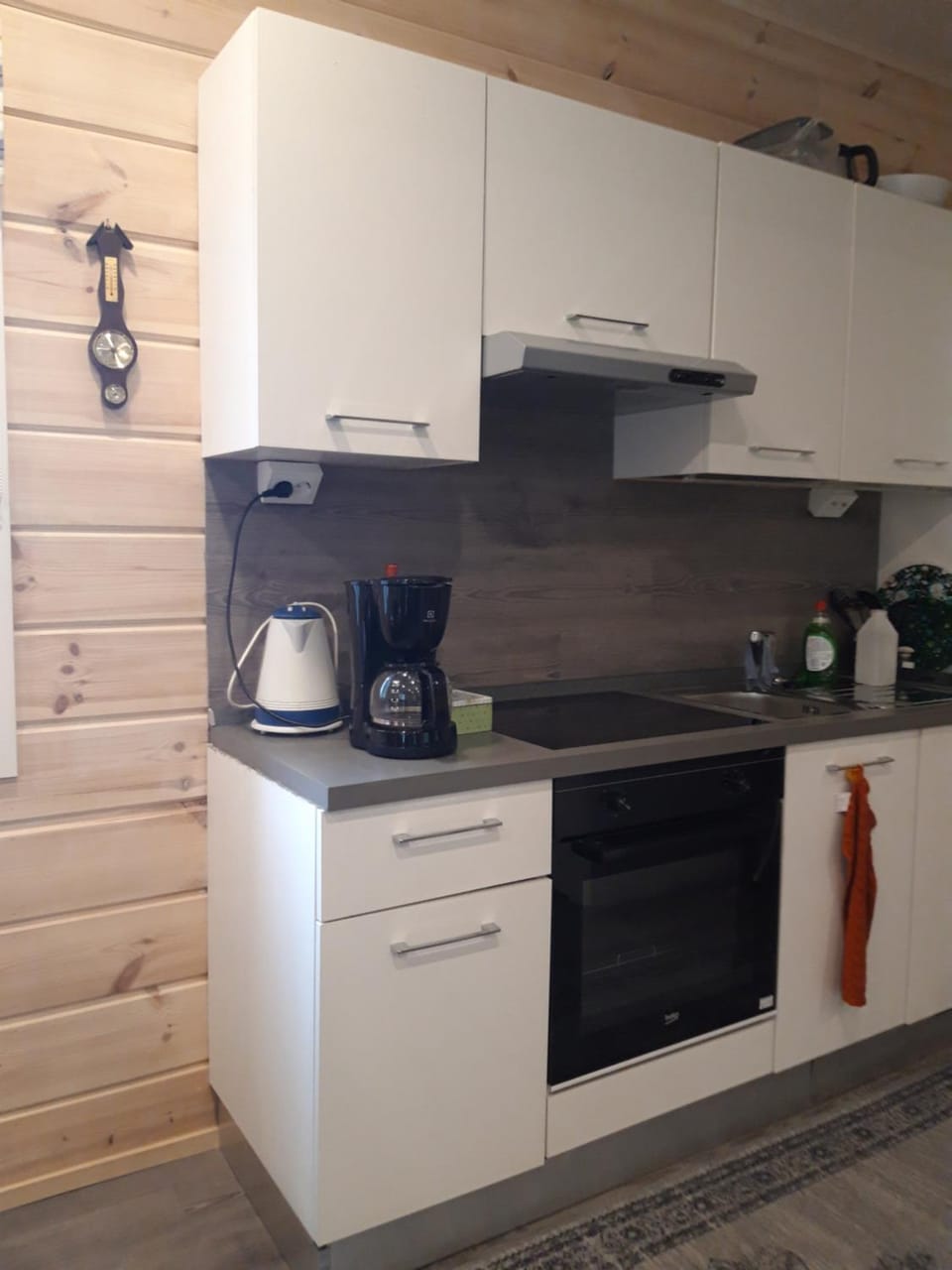 Coffee/tea facilities, Kitchen or kitchenette