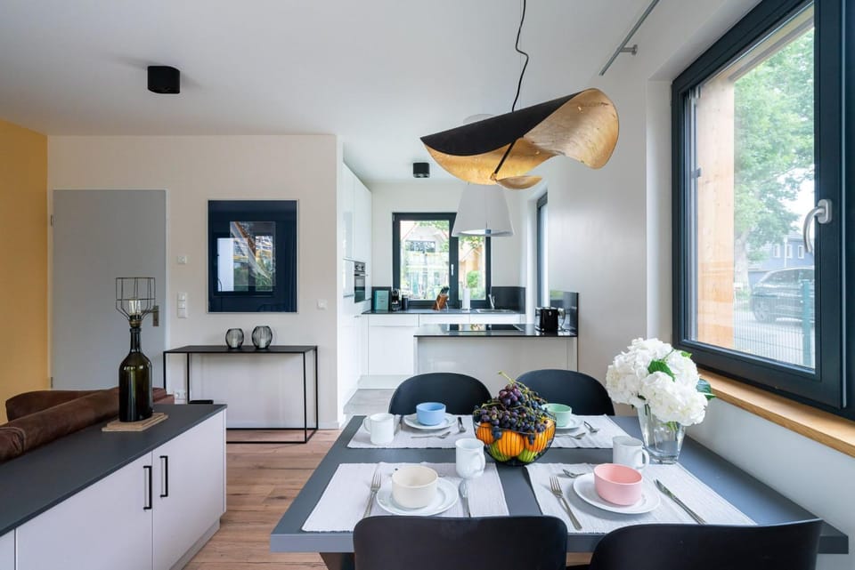 Dining area, Breakfast