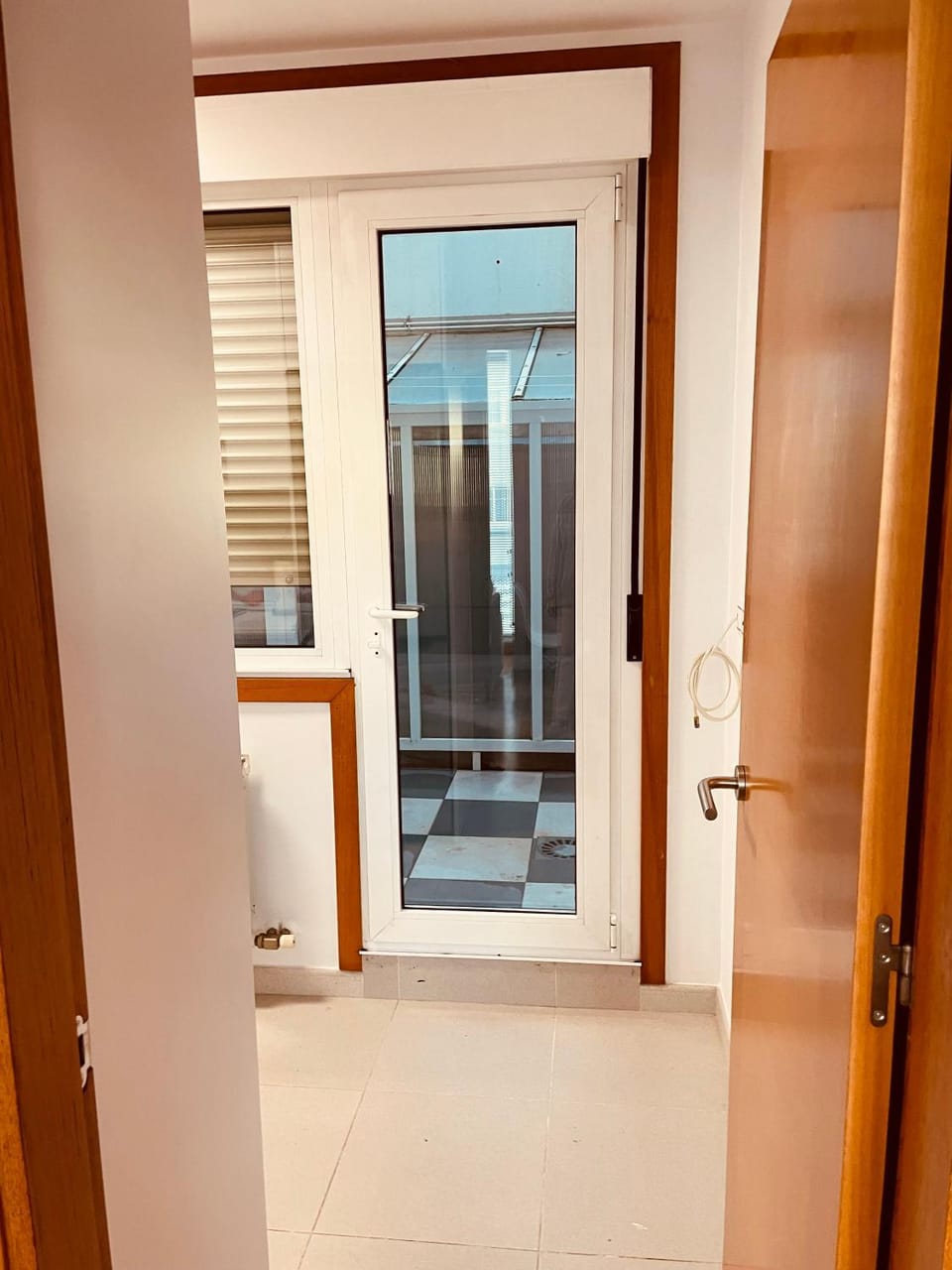 Kitchen or kitchenette, kitchen