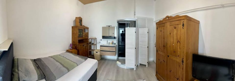 Bathroom, Bedroom