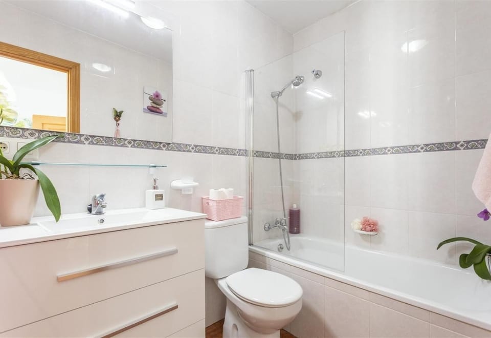 Bathroom, Living room
