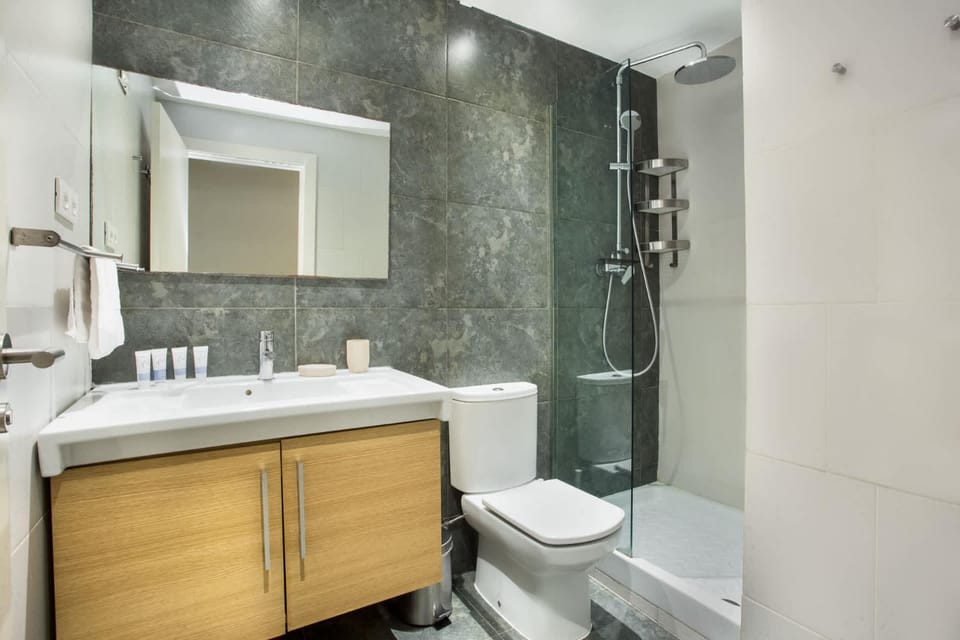The Collection Barcelona - Las Ramblas - Liceo, ideal 2 bedrooms apartment Apartment in Barcelona