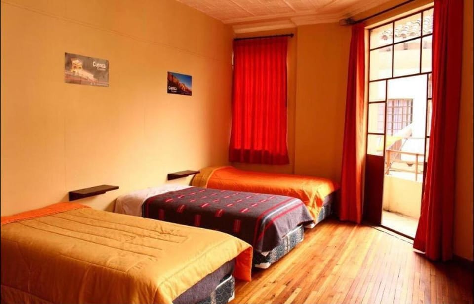 Check Inn Bed and Breakfast Bed and Breakfast in Cuenca