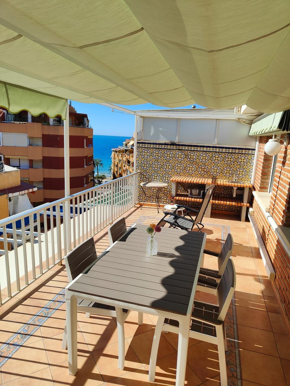 View (from property/room), Balcony/Terrace, Sea view, sunbed