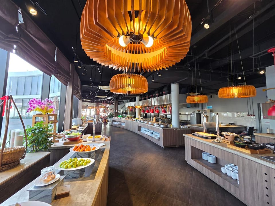 Restaurant/places to eat, Food and drinks, Food, Buffet breakfast