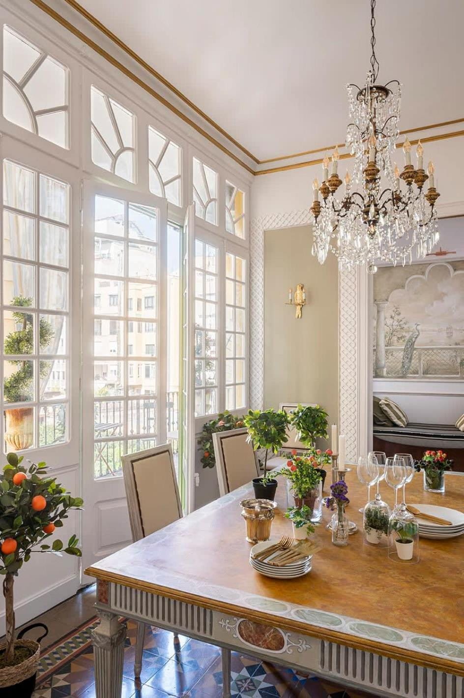 The Collection Barcelona - Placa Catalunya V Charming and Exquisite 5Bd Apartment with Large Balcony Apartment in Barcelona