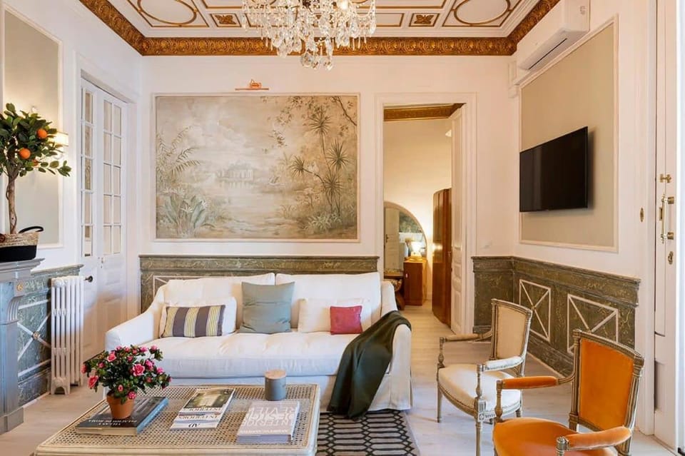 The Collection Barcelona - Placa Catalunya V Charming and Exquisite 5Bd Apartment with Large Balcony Apartment in Barcelona