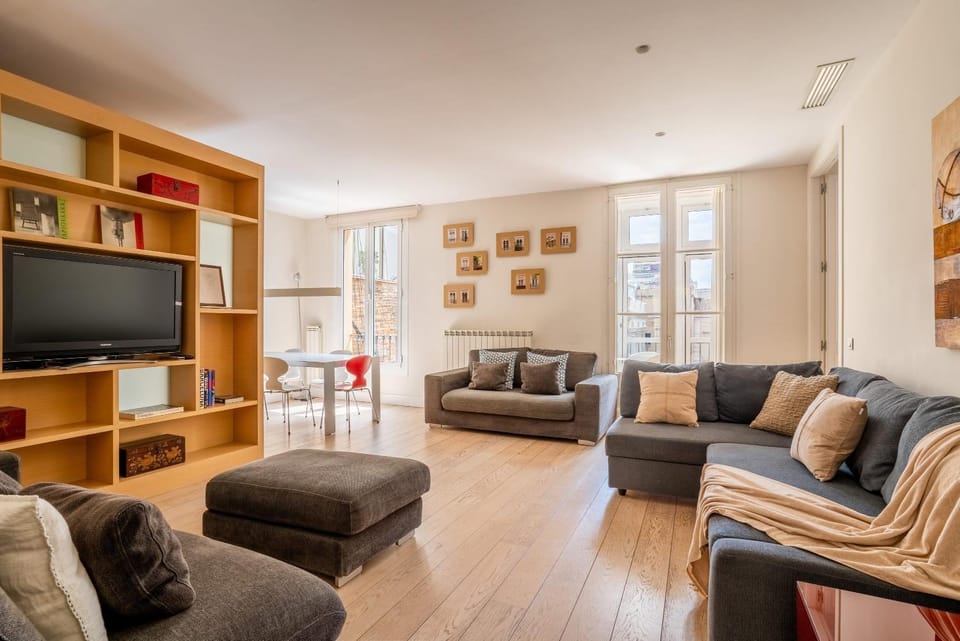 The Collection Barcelona - Classy 3bed 3bath apartment in Eixample Apartment in Barcelona