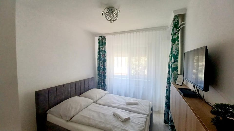 Anita Apartmanház Apartment in Hungary
