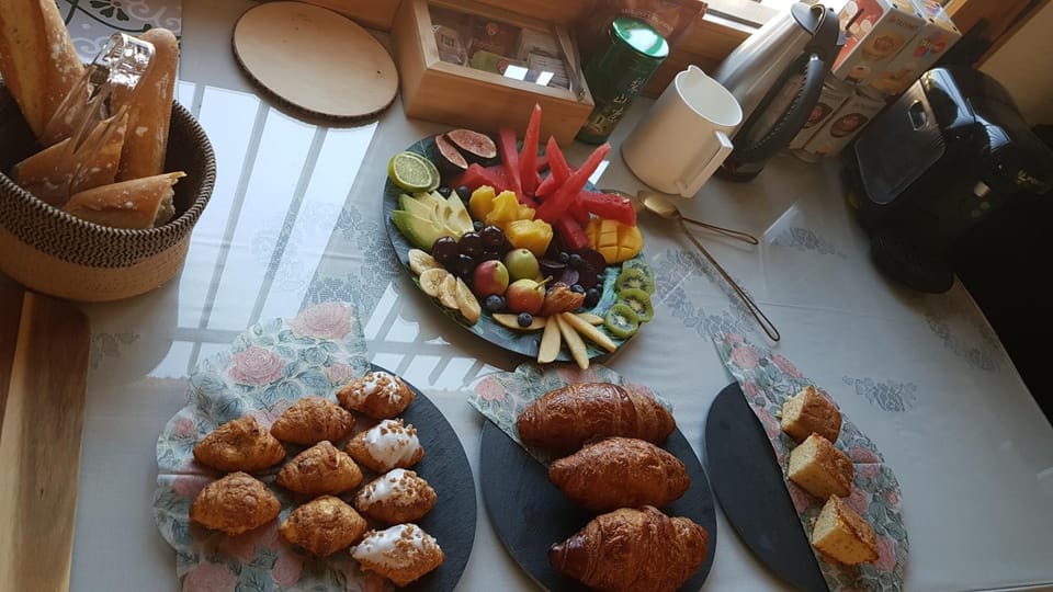 Food and drinks, Food, Breakfast, Buffet breakfast, Lunch