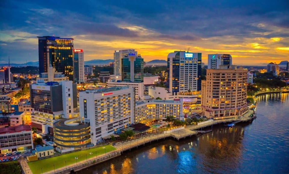 Riverbank Suites apartment Apartment in Kuching