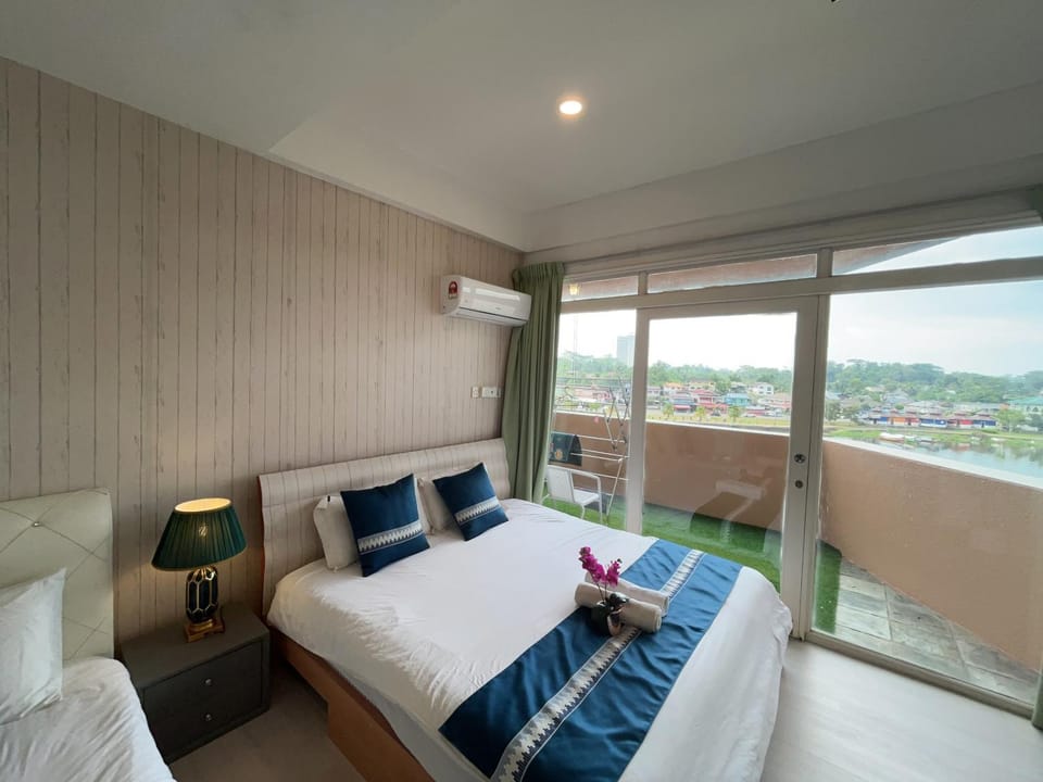 Riverbank Suites apartment Apartment in Kuching