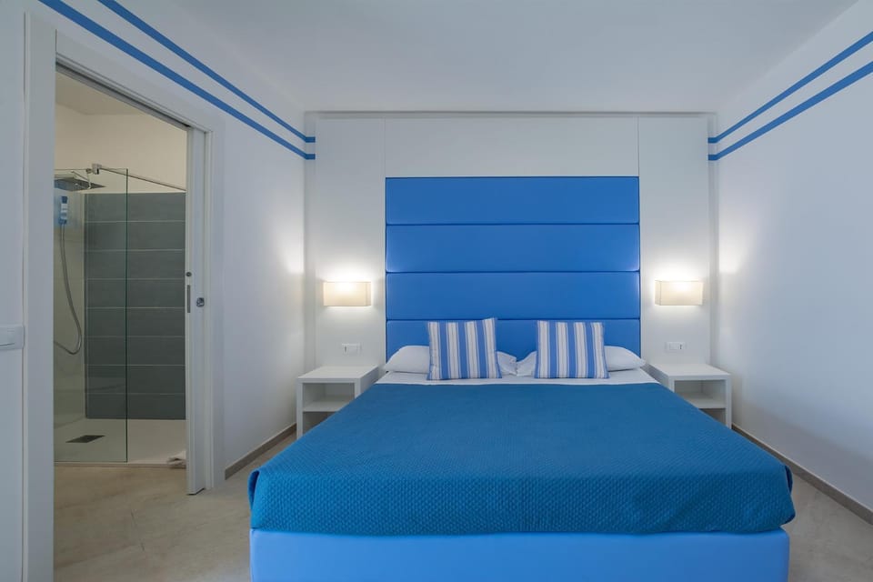 Bathroom, Bedroom