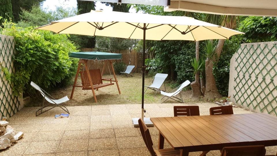 Patio, Garden