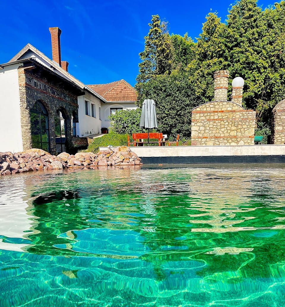 Lake view, Pool view