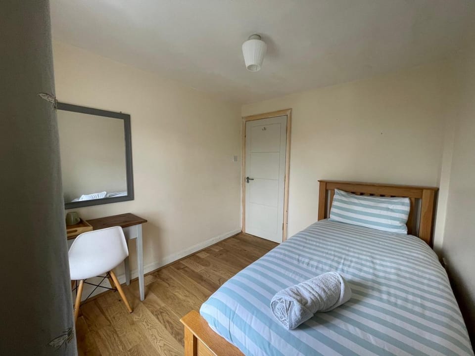 Spring Bed and Breakfast in London