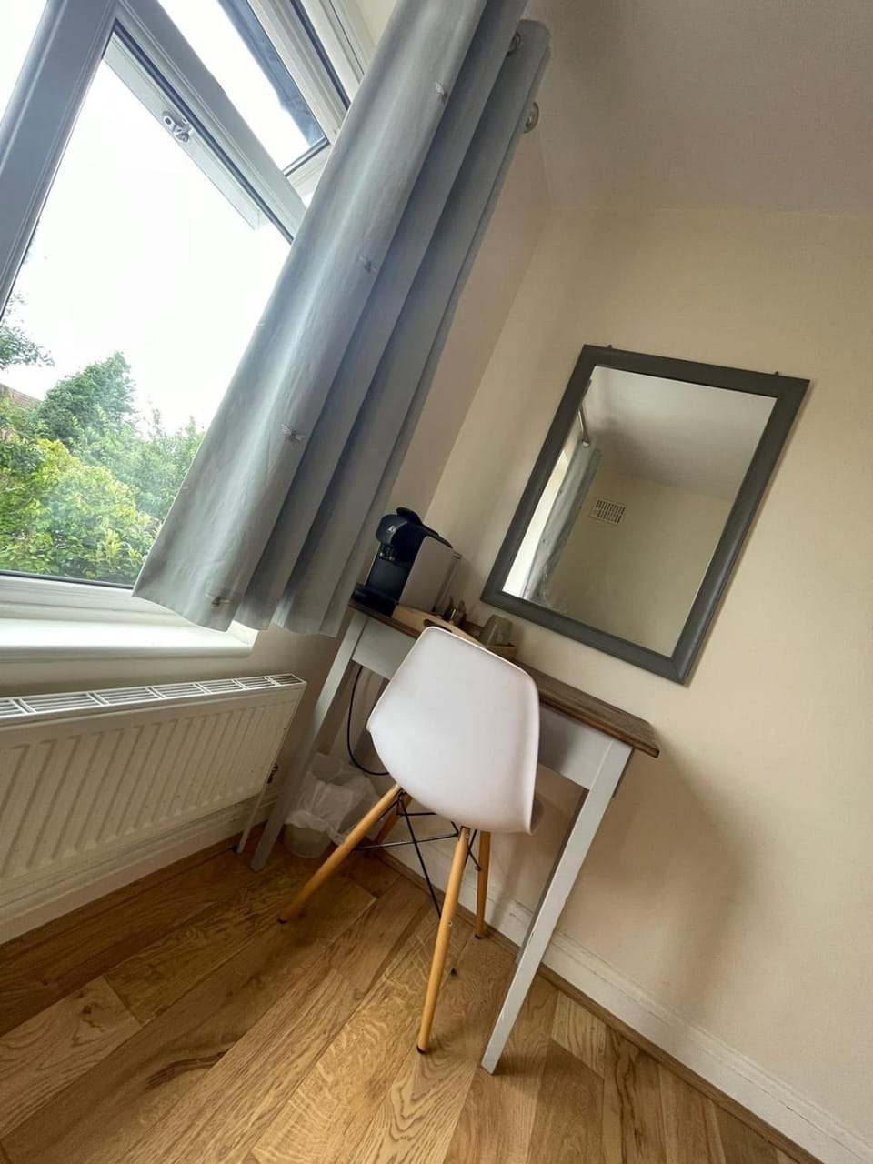Spring Bed and Breakfast in London