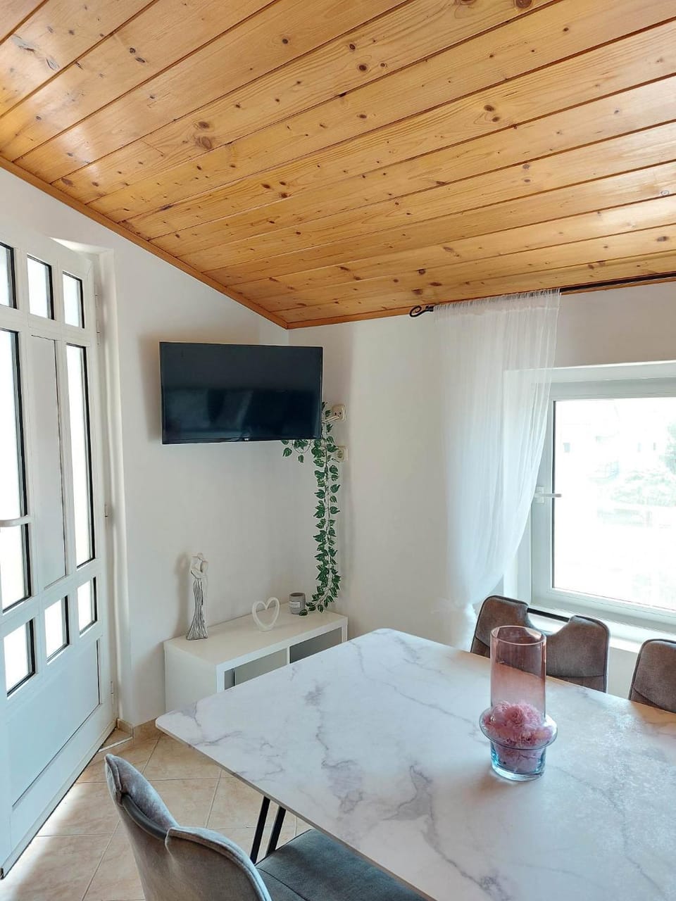 Apartmani Mare Apartment in Šibenik-Knin County, Croatia