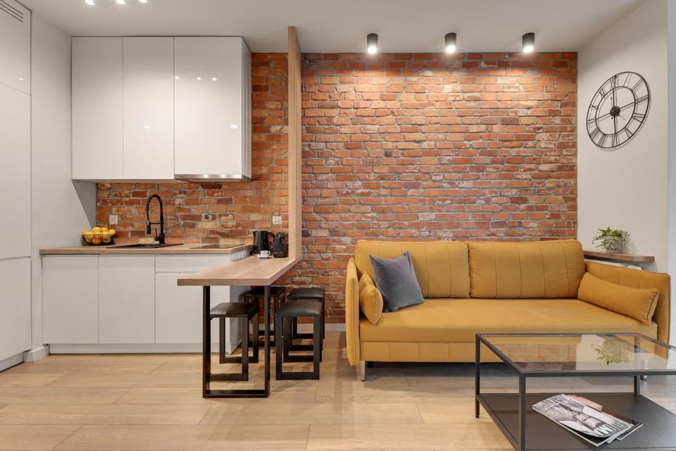 Kitchen or kitchenette, Living room, Seating area, Dining area