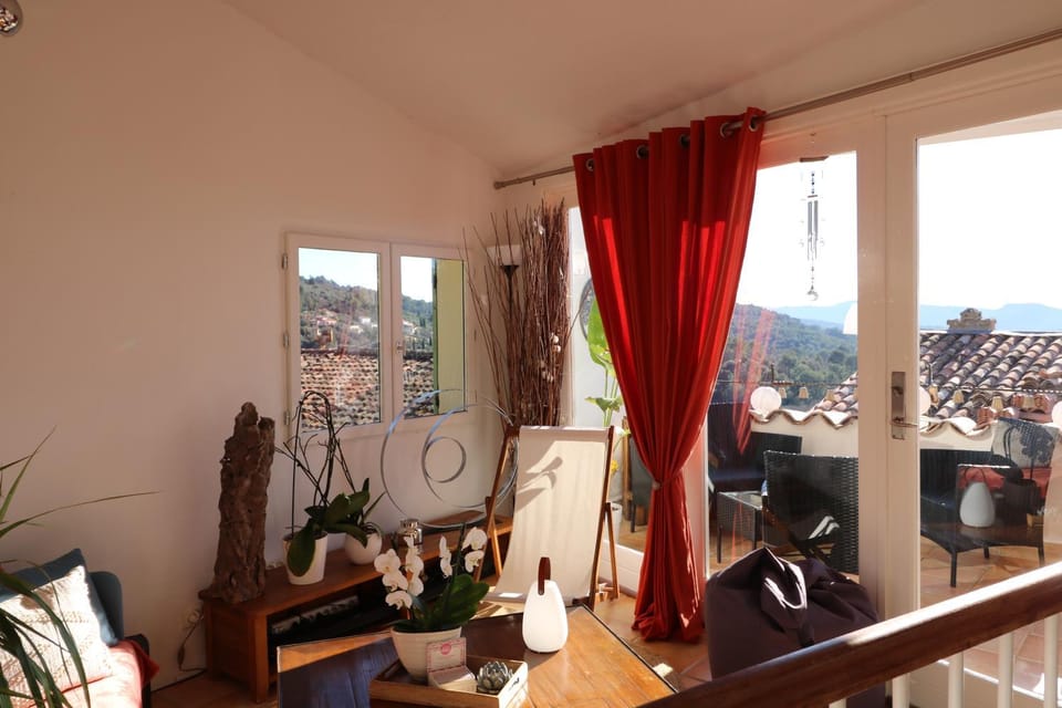 Marie à Callas Bed and Breakfast in French Riviera