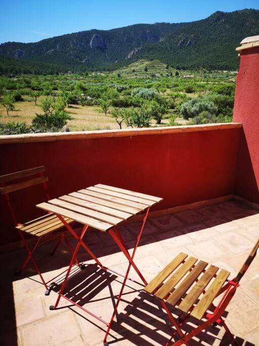 Balcony/Terrace, Mountain view