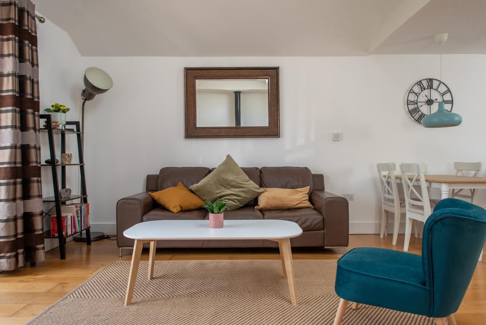 1 Dorset Mews House in Lyme Regis