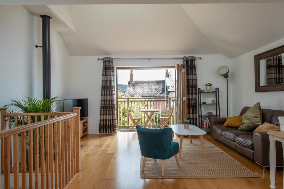 1 Dorset Mews House in Lyme Regis