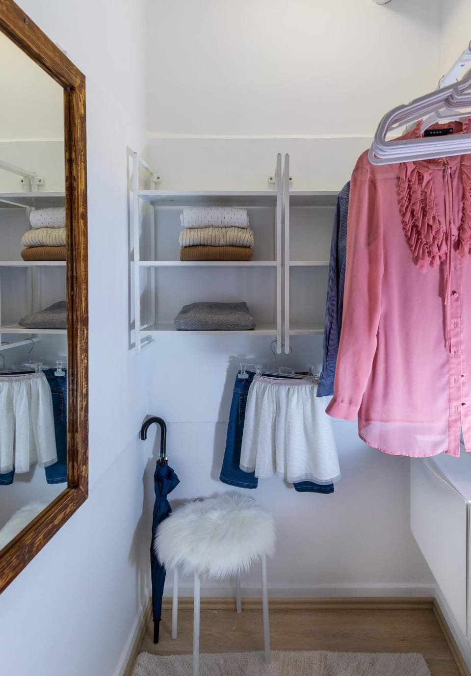 wardrobe