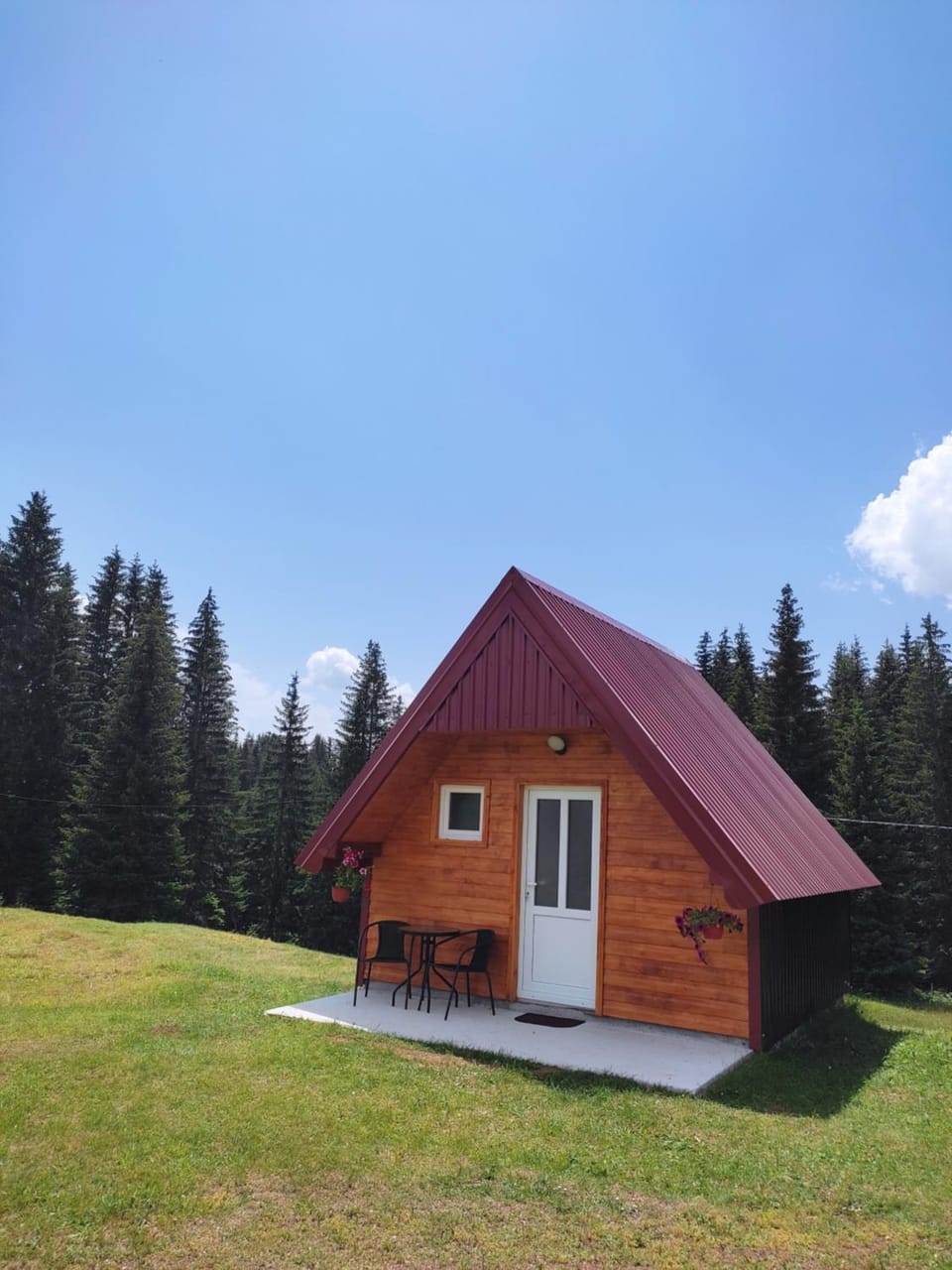 Tim Curic House in Montenegro