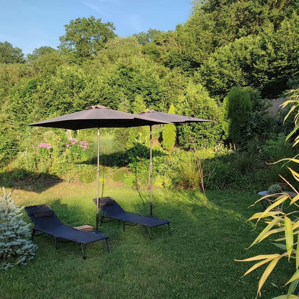 Housedurbuy 2 Bed and Breakfast in Wallonia, Belgium