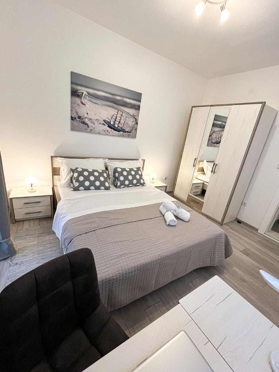 Bed, Bedroom, wardrobe