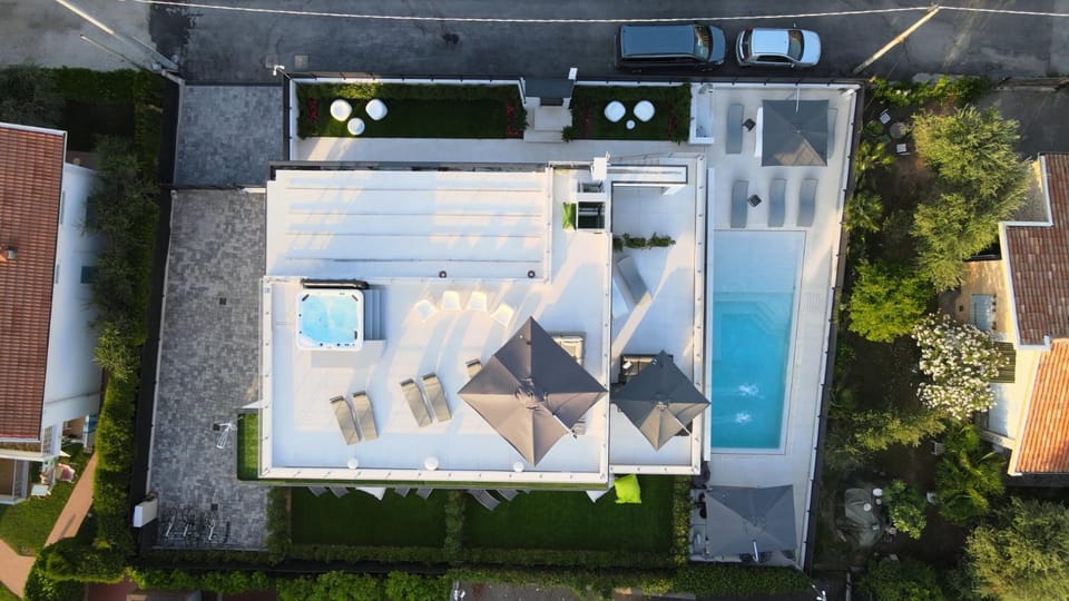 Bird's eye view, Balcony/Terrace, Swimming pool
