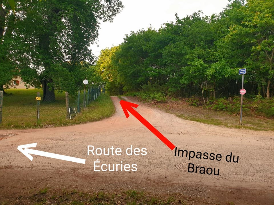 L'Hermitage au sein d'un jardin forêt près de l'océan Campground/ 
RV Resort in Mimizan