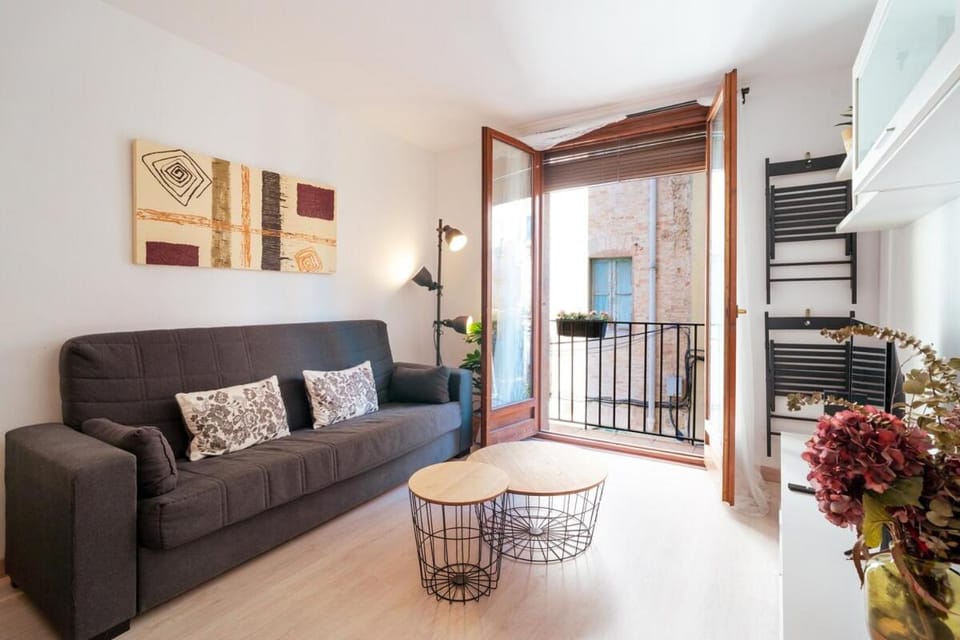 Ripoll Old Town - Unik Vacation Apartment in Tarragona