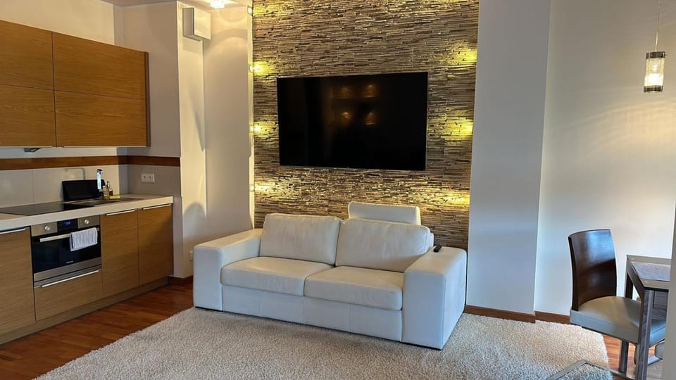 TV and multimedia, Kitchen or kitchenette