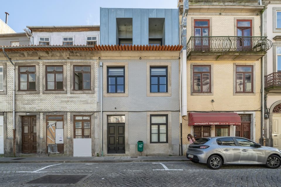 Property building, Facade/entrance